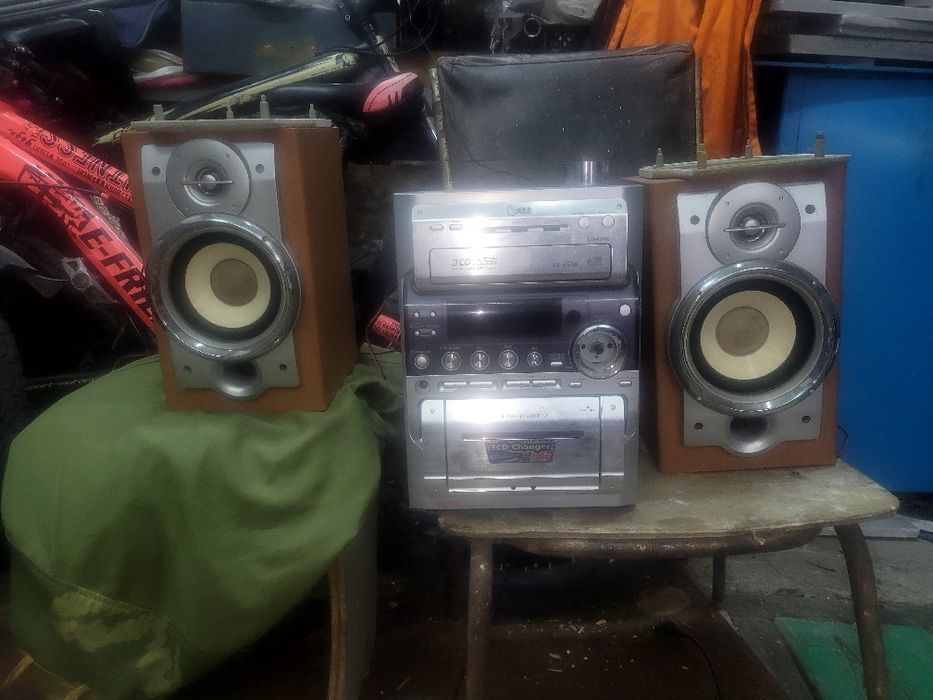 Продам музыкальный центр