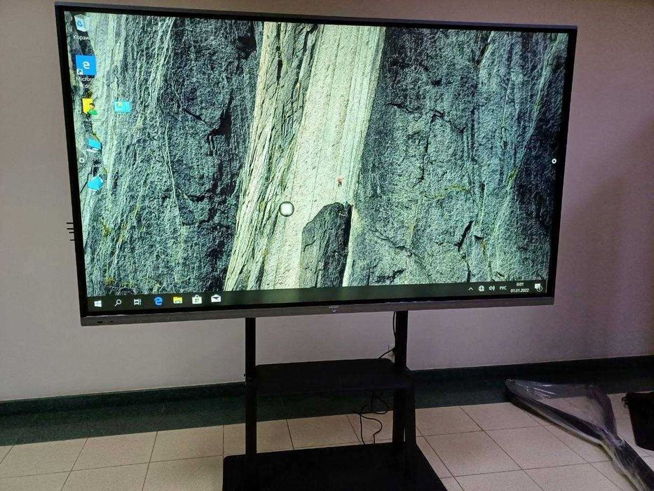 Интерактивный панель 65 дюмь android i3/4GB/128SSD.