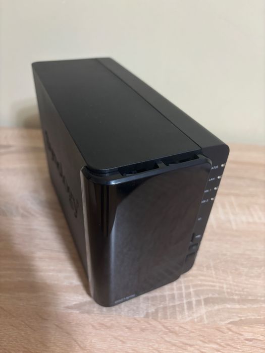 Synology DS214 play