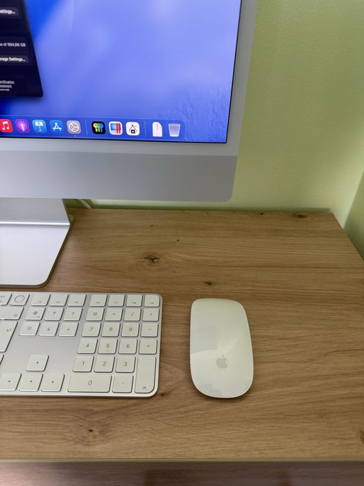 Apple iMac 24 M1 (8CPU/8GPU)16GB ram 1TB SSD