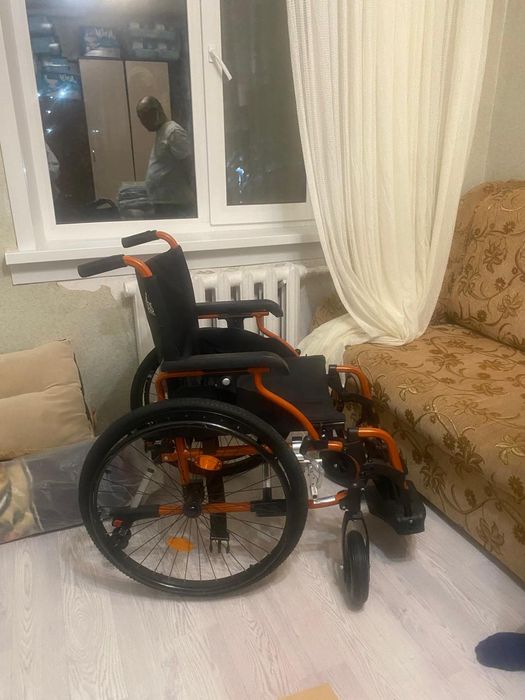 Продается инвалидная коляска