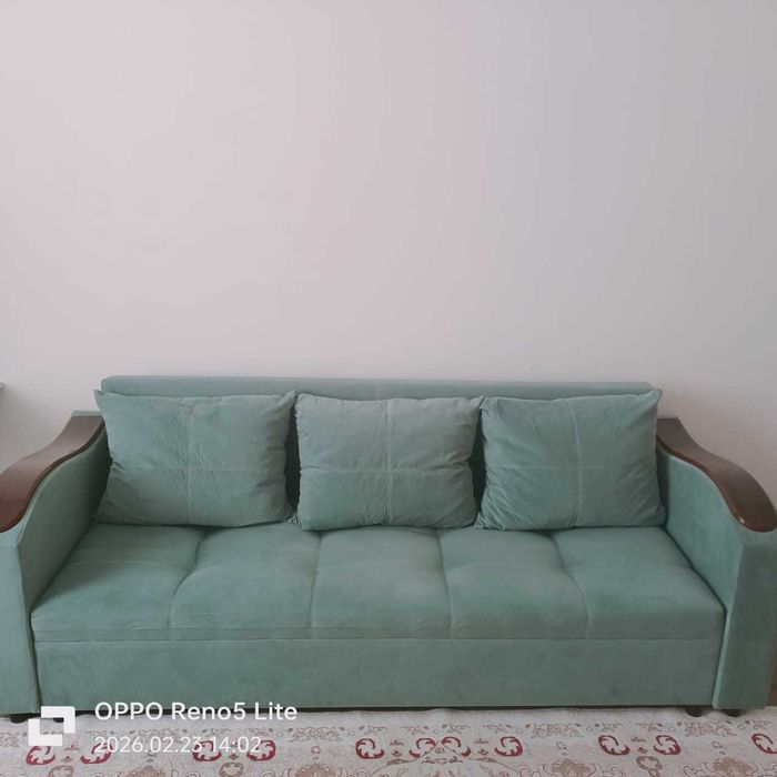 Продам диван в хорошем состояний