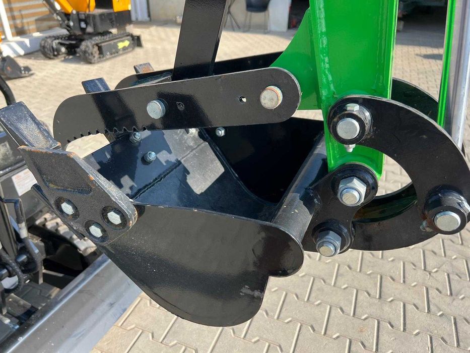 Мини багер FF Industrial – 11 к.с., 1 тон (Нов) + Видео