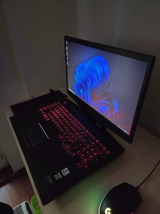 Vand OMEN HP Gaming i7-10750H RTX 2080 Super 8GB, 144Hz, 1.5TB, 16GB