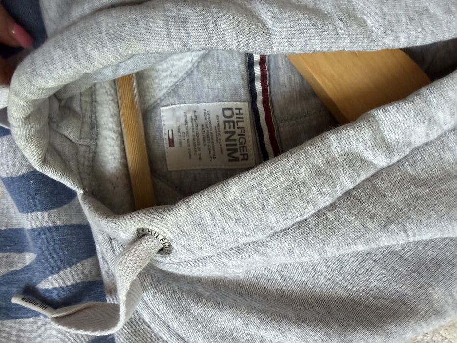 Оригинално дамско худи hoodie Tommy Hilfiger XS