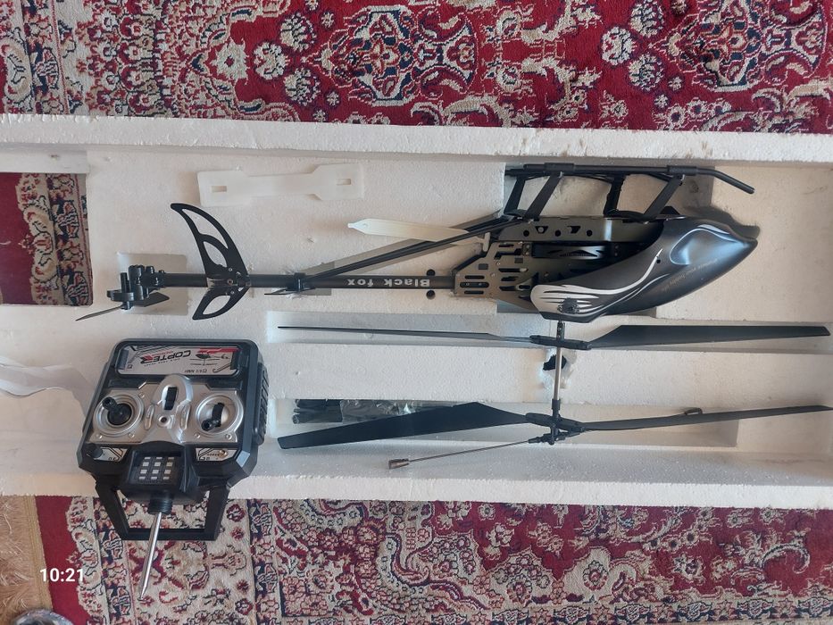 Продам вертолёт на пульте управление