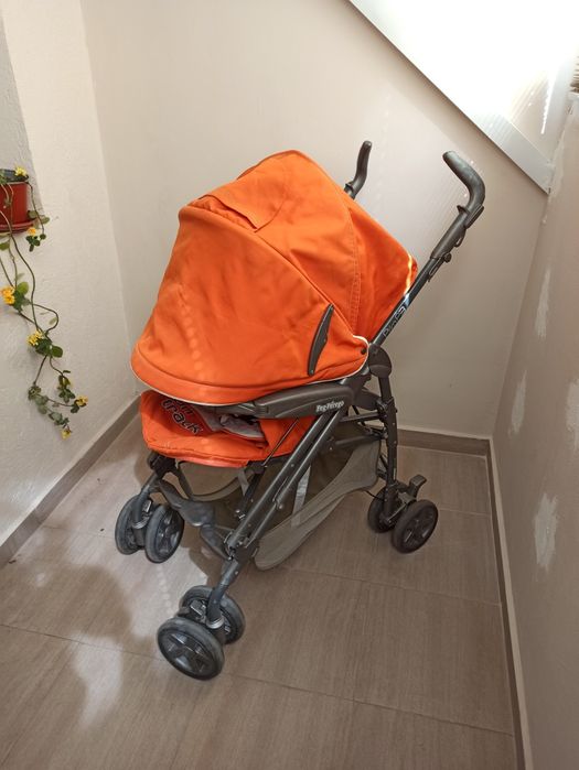 Много лека количка Peg Perego Pliko P3 On Track