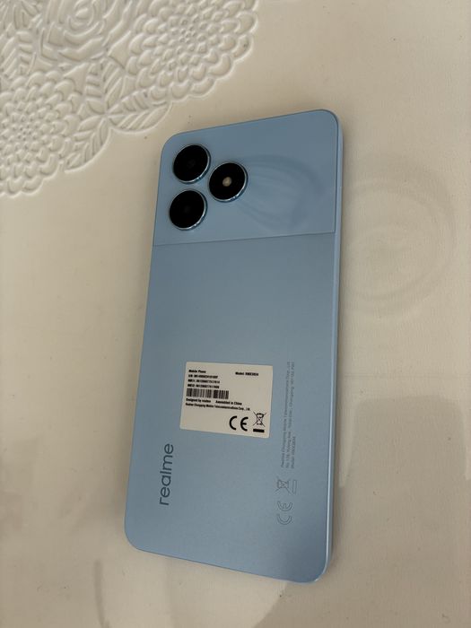 Realme Note 50.