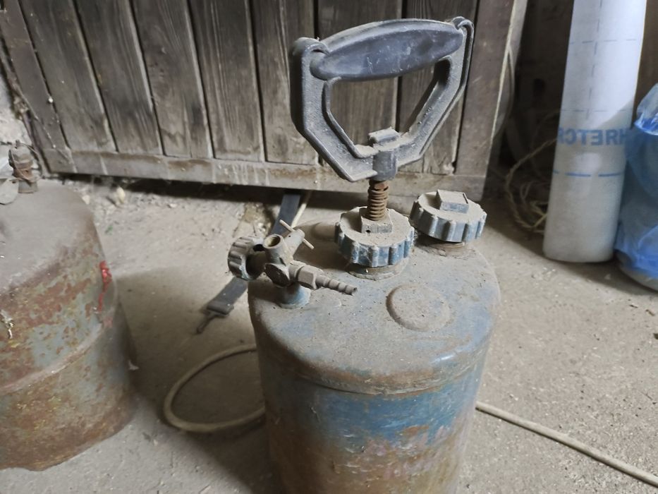 Нагнетатель масла, бензорез