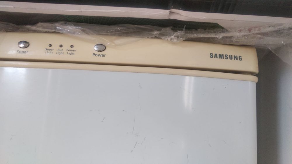 Холодильник Samsung — 50 000 тг