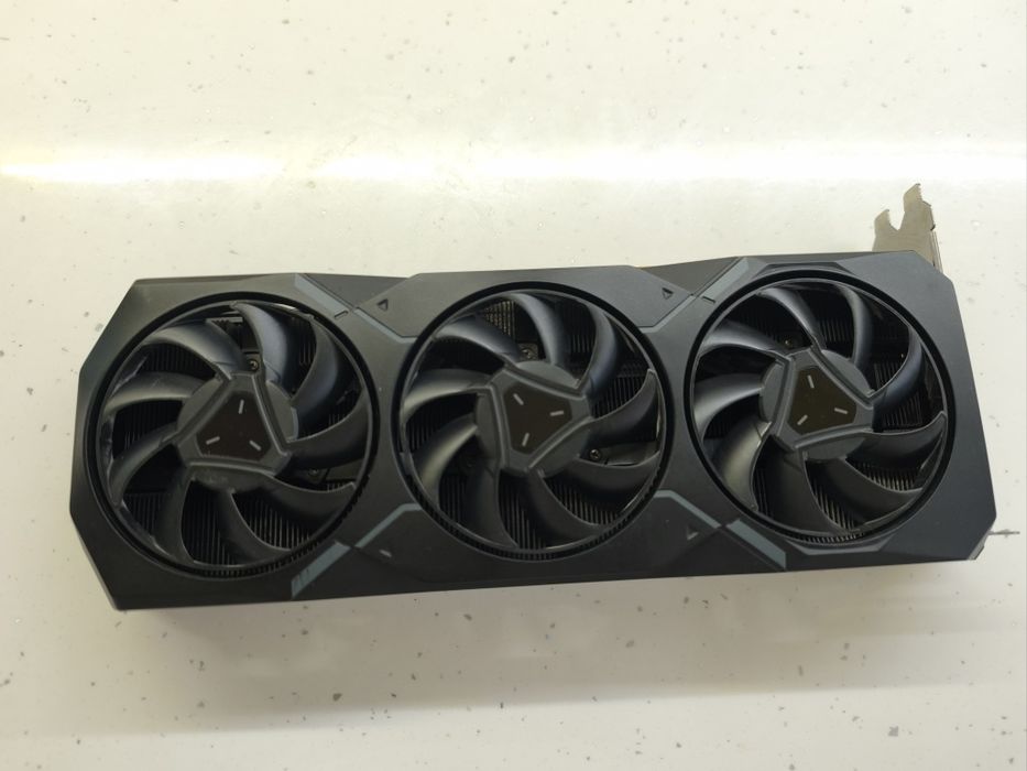 AMD Radeon RX 7900 XT 20GB