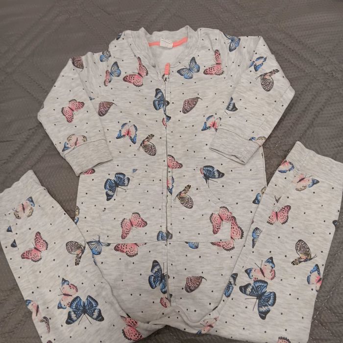 Детски дрехи за 2-3 год.