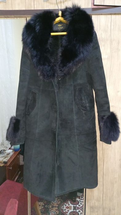 Palto yangi orginal
