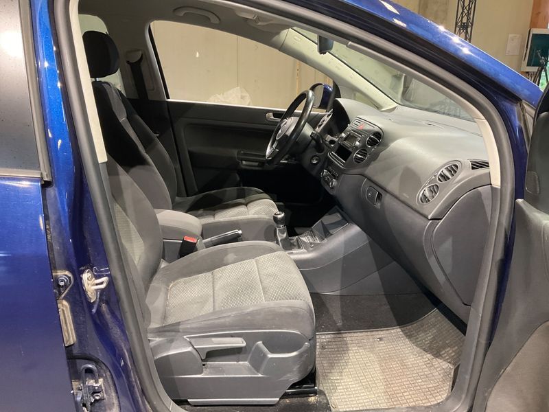 Volkswagen Golf VI Plus 1.6 TDI Comfortline 2012