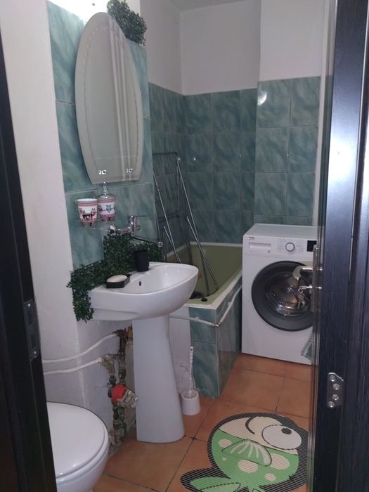 Inchiriez garsoniera Apostol Andrei