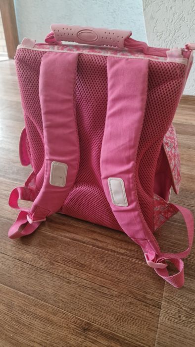 Продам школьный рюкзак