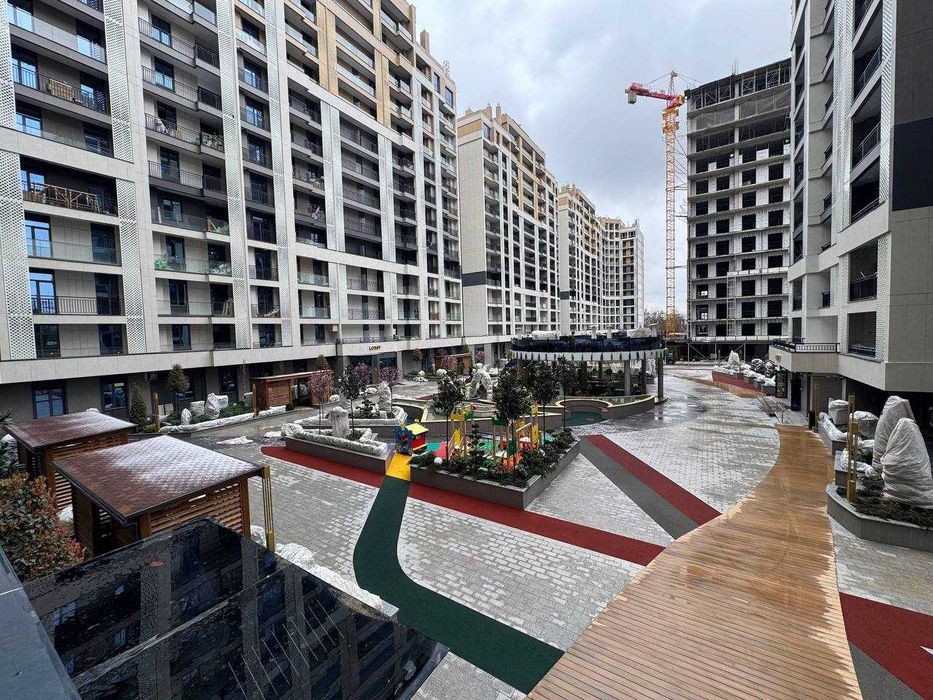 Продается Новостройка Коробка 3/5/10, ЖК.Империал Клиб Сити.