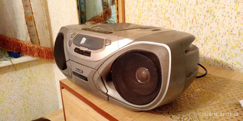 Продам телевизор LG и магнитофон Philips