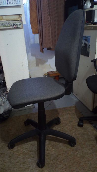 Офис стол в отлично състояние