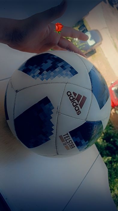 Minge wold cap 2018 stare buna costa normal 300 lei eu o dau cu 150 lei astept oferte
