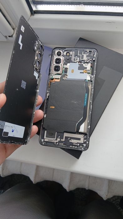 Продам Самсунг С21 плюс