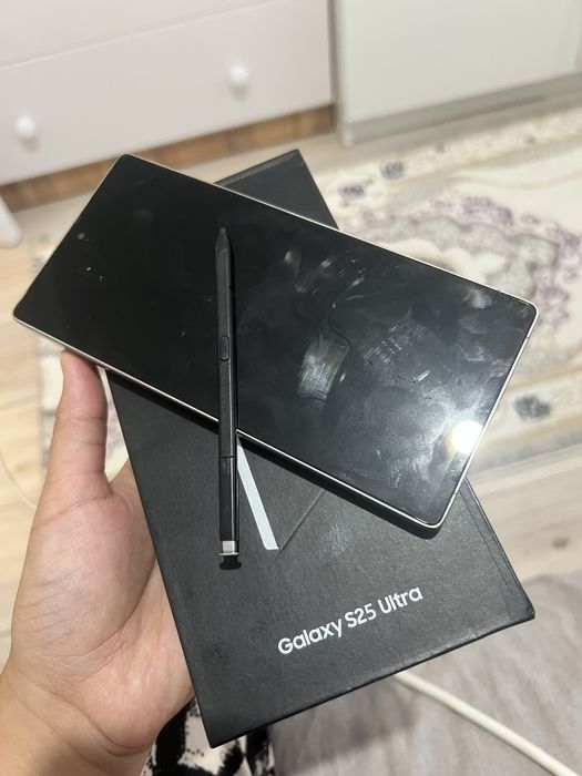 Продам телефон S25 Ultra