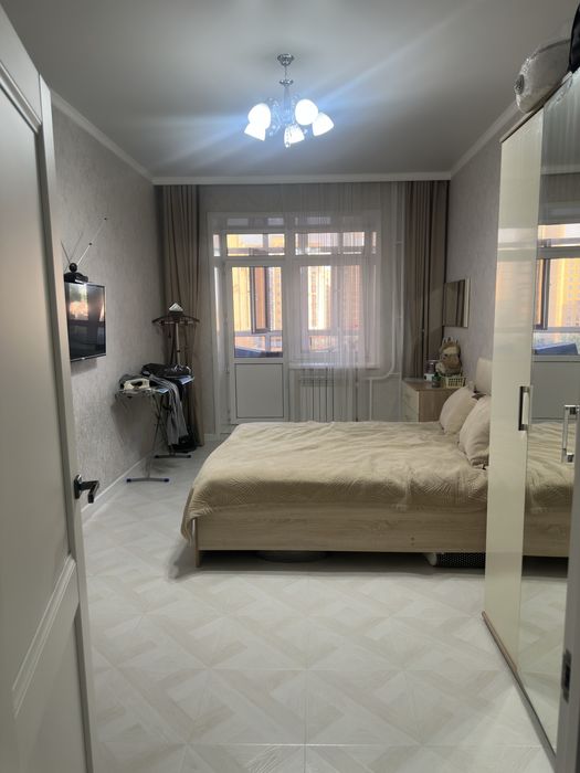 Продам 3 комнатную квартиру в центре