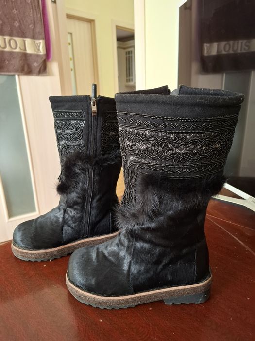 Продам сапоги "Унты"