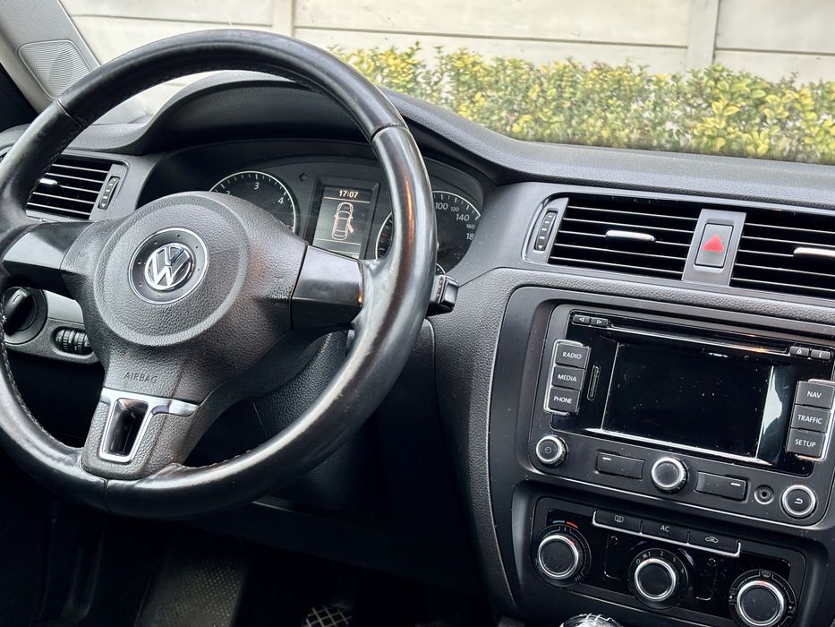 VW JETTA 2012 - 105CP - 1.6diesel