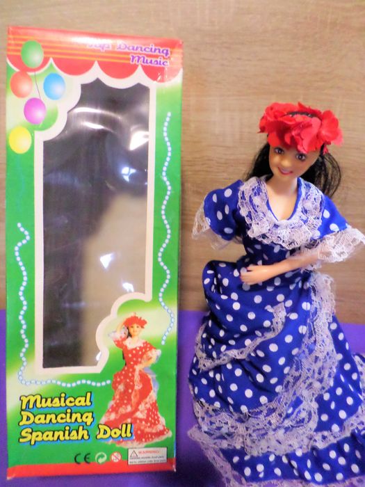 Интерактивна музикална красива кукла фламенко