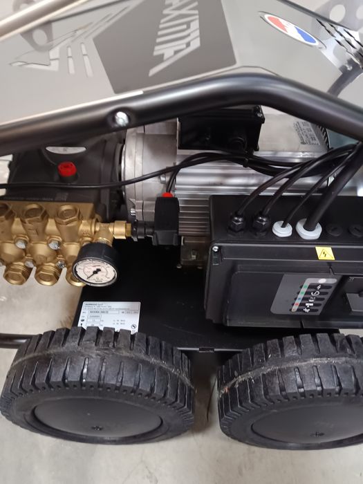 Професионална водоструйка BM2 200 bar