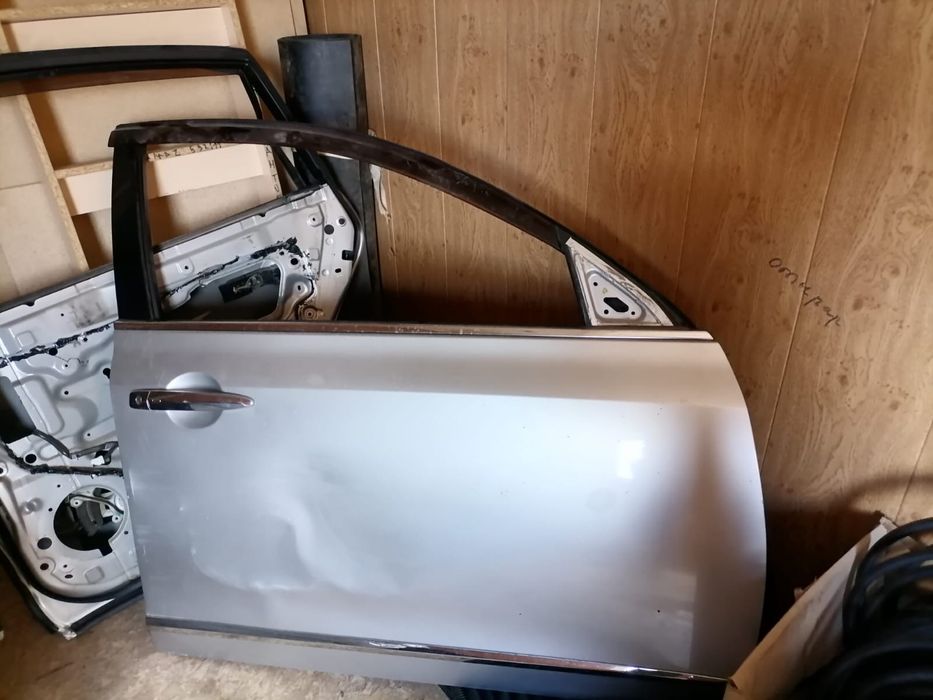 Двери Nissan Teana J32