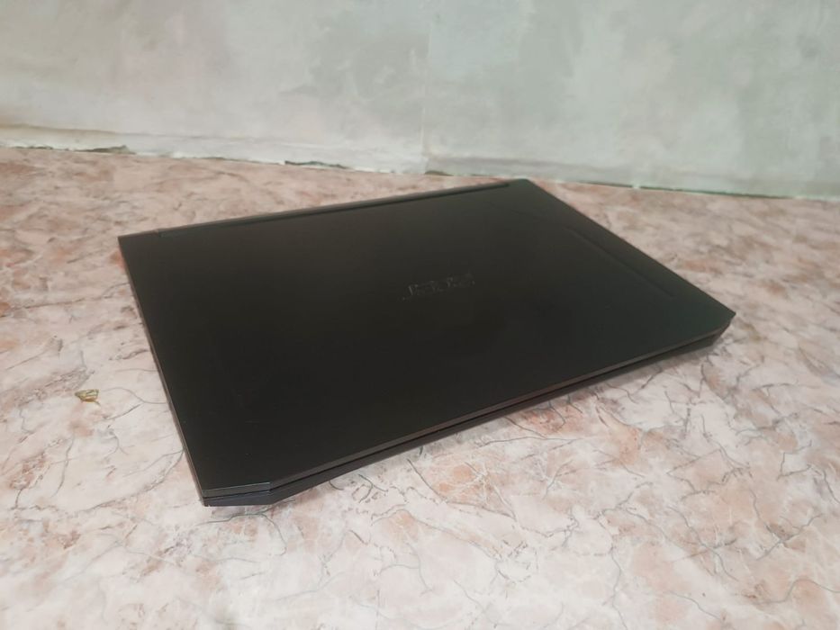 Продам игровой ноутбук