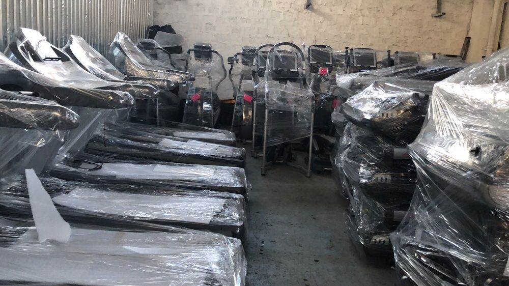 Depozit aparate fitness technogym