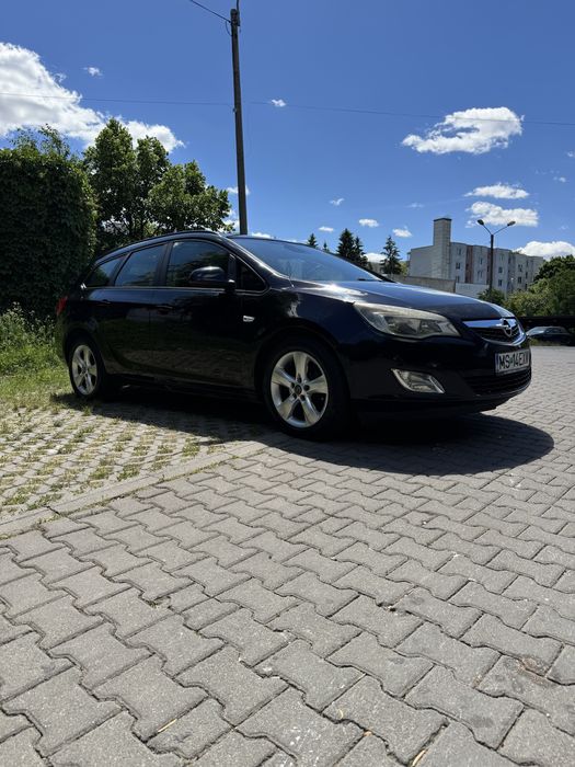 OPEL Astra 2011 — imagine 4