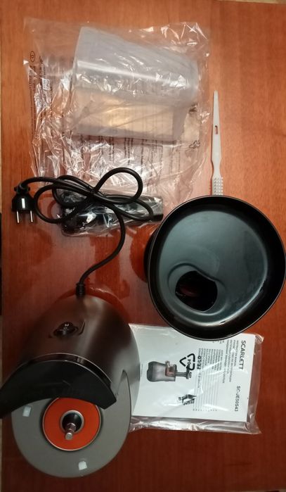 Соковыжималка Scarlett sc-je50s43