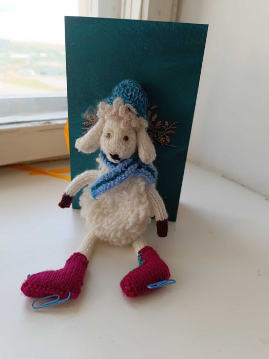 Вязаные сувениры. Ручная работа