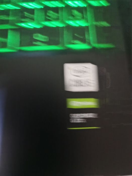 Ноутбук Нр сотилади