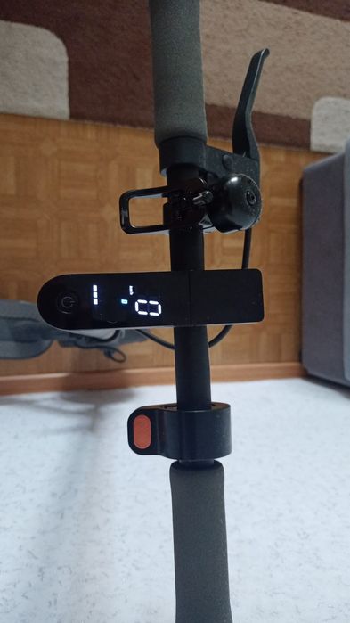 Продам электросамокат