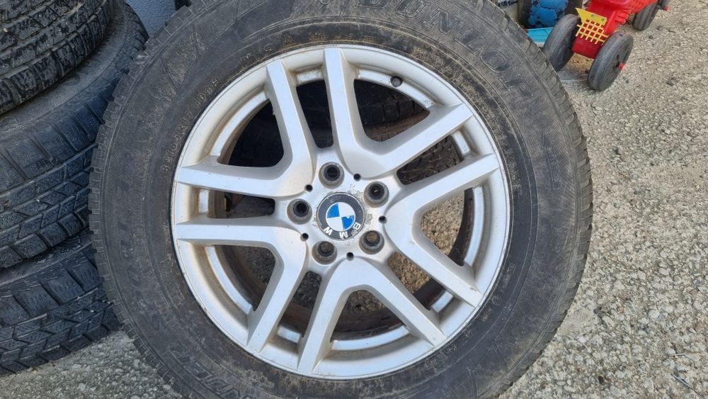 Roti de iarna 235 65 r17 BMW X5 VW TUAREG T5