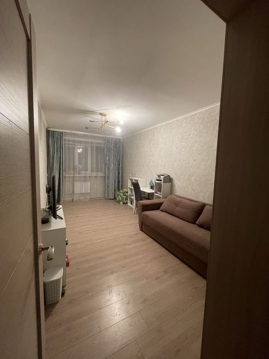 2-ком квартира в центре, район Тайга