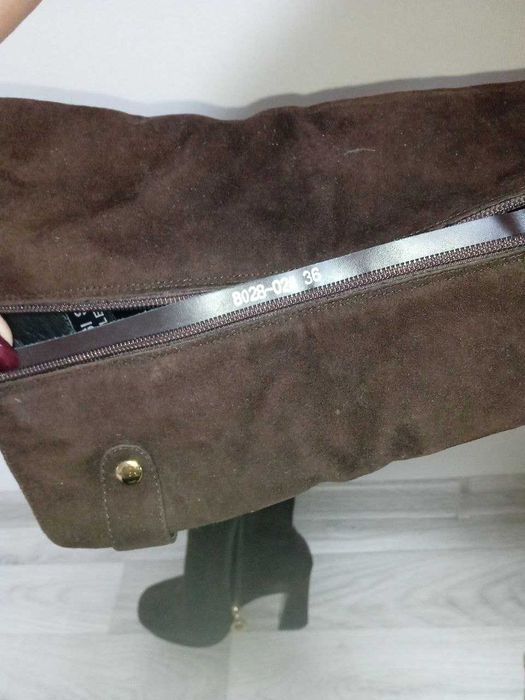 Cапоги замшевые.