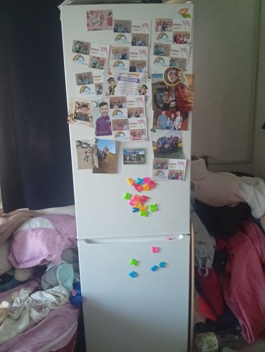 Vand frigider cu congelator