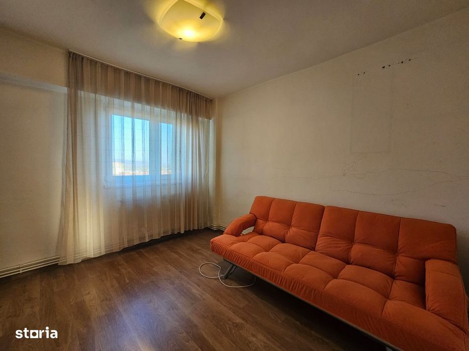 Apartament 4 camere, decomandat , Bulevardul Decebal