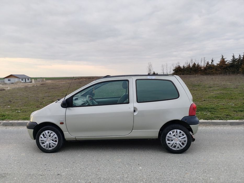 Renault twingo- Inițiale Paris