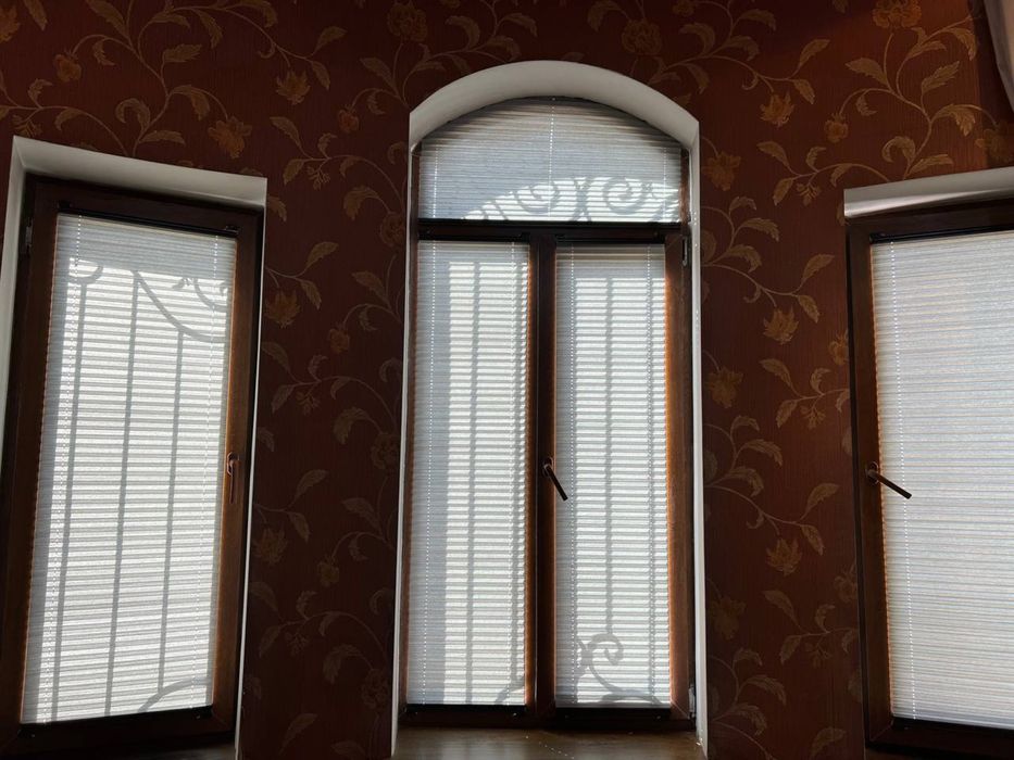 Жалюзи тез ва сифатли 24 соат ичида урнатиб барамиз