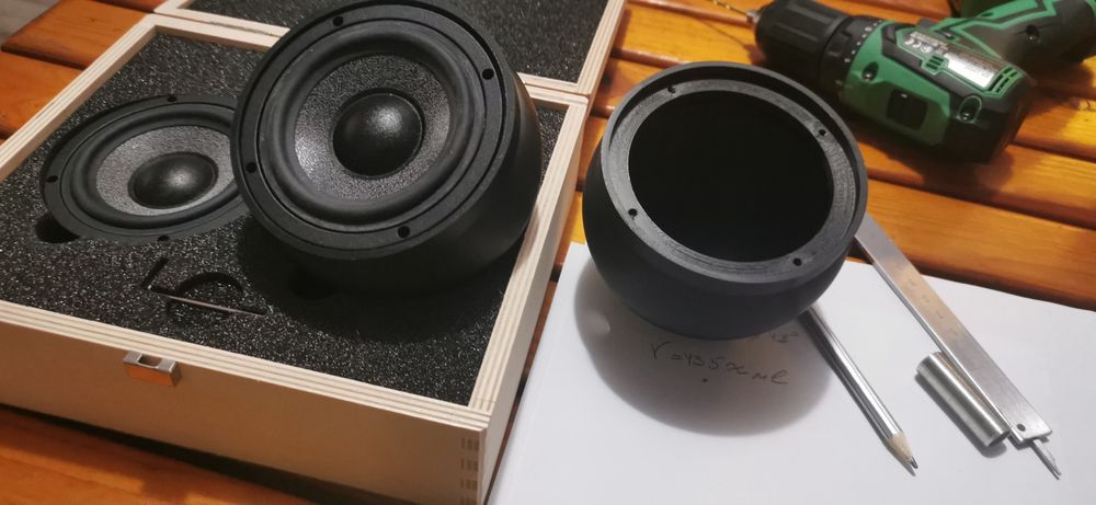 Стойки за говорители