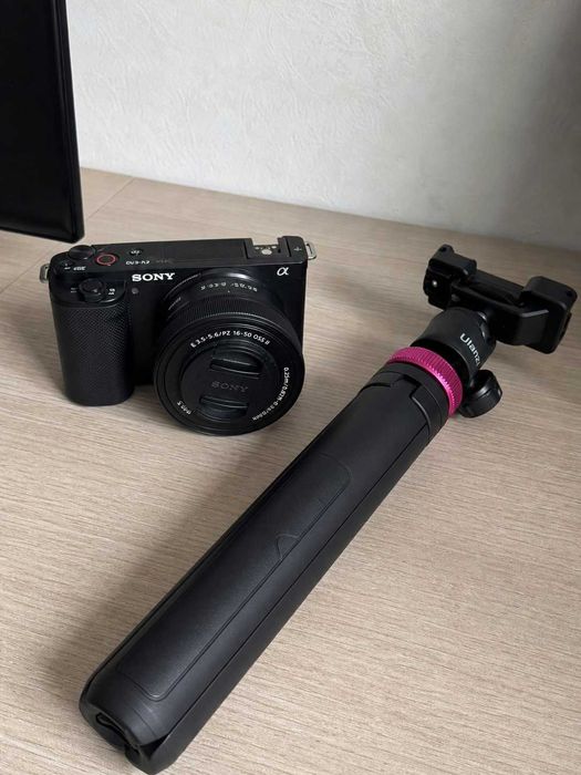 Sony ZV-E10 kit 16-50 + Ulanzi + SD 128GB