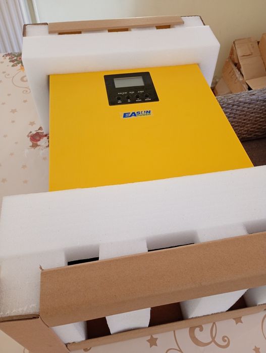 Ofertă!!! Invertor solar hibrid Easun + panouri solare!