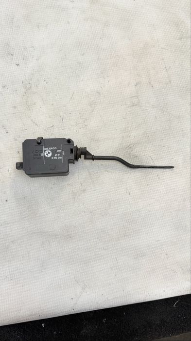 Машинка заключване резервоар БМВ 3 Серия Е46